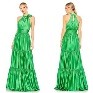 Mac Duggal Ruffle Tiered Ruched Tie Halter Neck Emerald Green Maxi Dress Sz 12